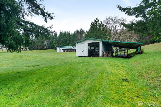 245 Joe Rocky Road, Raymond, WA 98577