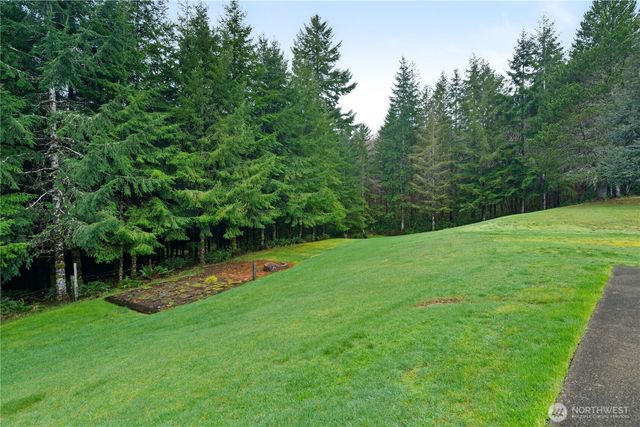 245 Joe Rocky Road, Raymond, WA 98577