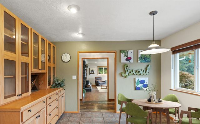 245 Joe Rocky Road, Raymond, WA 98577