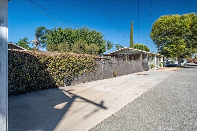 812 S Howard, Corona, CA 92879