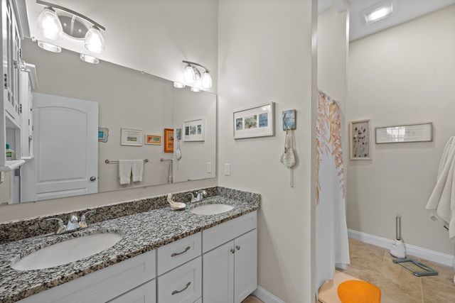 53 Tea Party Circle 53, Holden, MA 01520