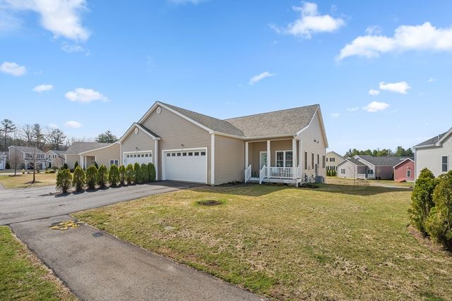 53 Tea Party Circle 53, Holden, MA 01520