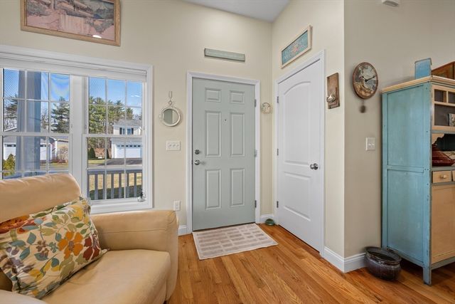 53 Tea Party Circle 53, Holden, MA 01520