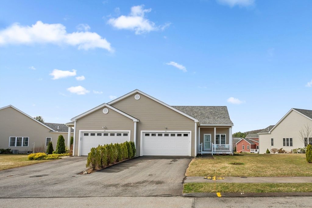 53 Tea Party Circle 53, Holden, MA 01520