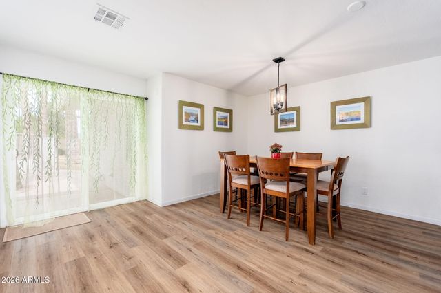 2426 E SAHUARO Drive, Phoenix, AZ 85028