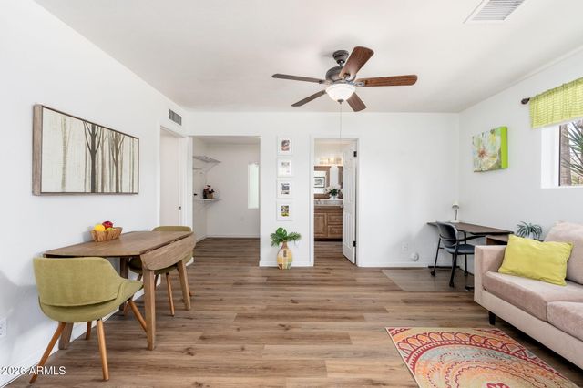 2426 E SAHUARO Drive, Phoenix, AZ 85028