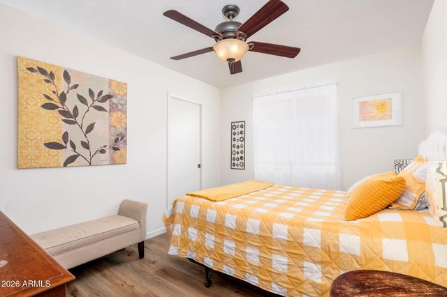 2426 E SAHUARO Drive, Phoenix, AZ 85028