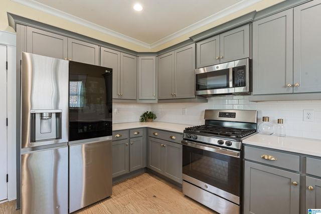 102 GROVE DRIVE, Birmingham, AL 35211