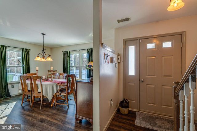 113 OAK KNOLL CIR, Millersville, PA 17551