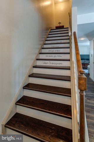 113 OAK KNOLL CIR, Millersville, PA 17551