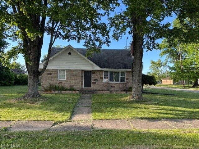 1006 Orlo, Warren, OH 44485