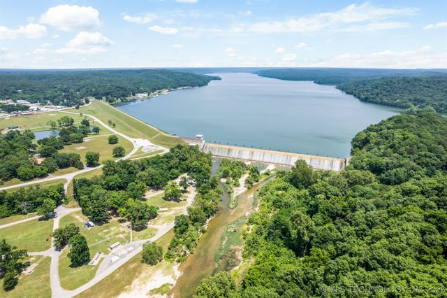 619 E 437 Road, Spavinaw, OK 74366