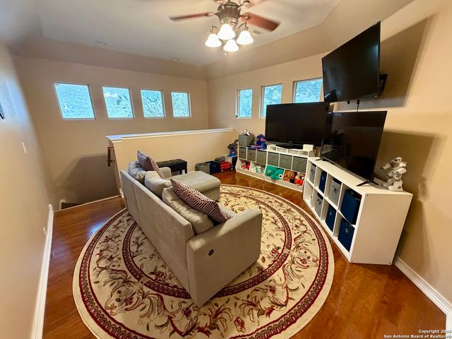 117 Brookbend, Cibolo, TX 78108