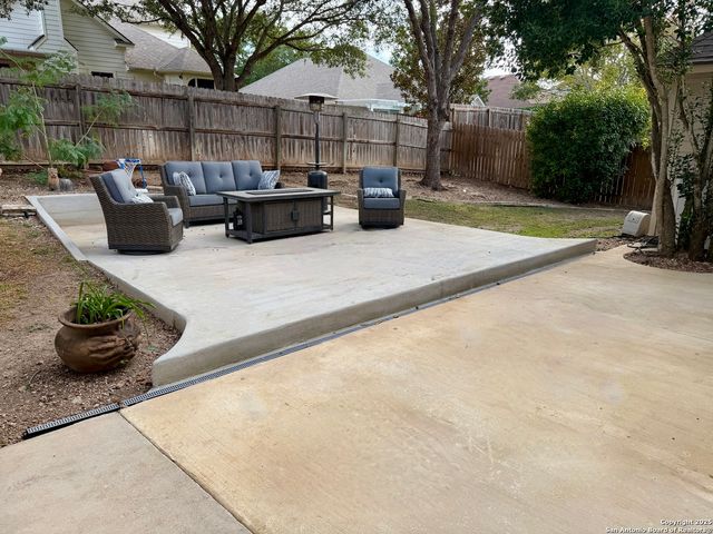 117 Brookbend, Cibolo, TX 78108