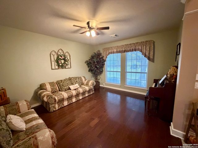 117 Brookbend, Cibolo, TX 78108