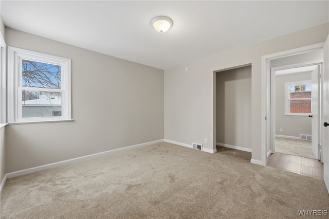 657 72nd Street, Niagara Falls, NY 14304