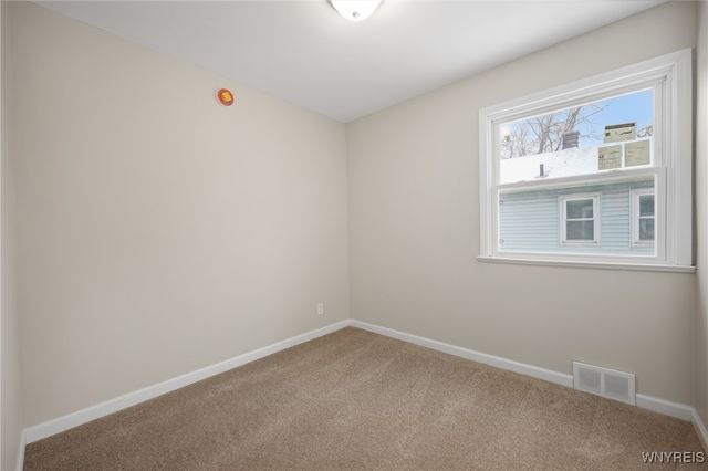 657 72nd Street, Niagara Falls, NY 14304