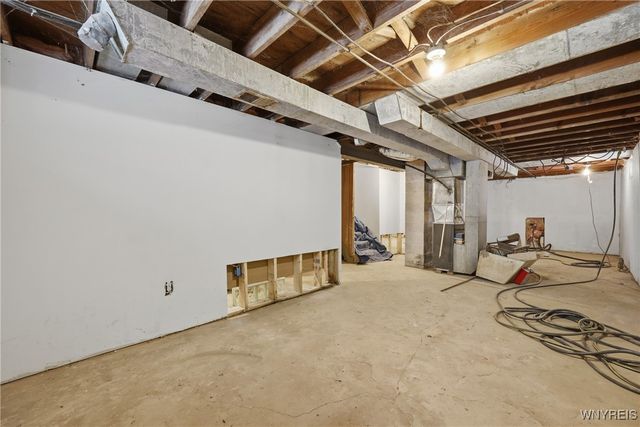 657 72nd Street, Niagara Falls, NY 14304