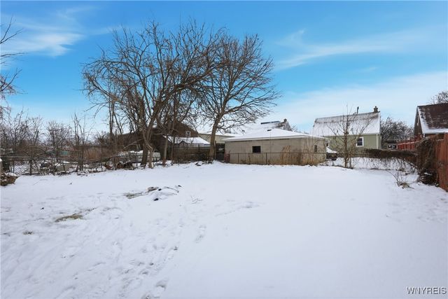 657 72nd Street, Niagara Falls, NY 14304