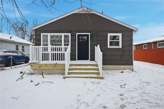 657 72nd Street, Niagara Falls, NY 14304