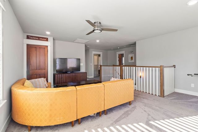 234 SW F Street, Bentonville, AR 72712