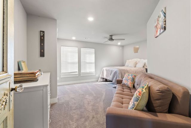 234 SW F Street, Bentonville, AR 72712