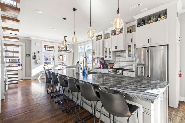 234 SW F Street, Bentonville, AR 72712