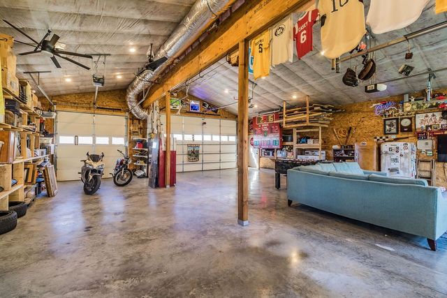 234 SW F Street, Bentonville, AR 72712