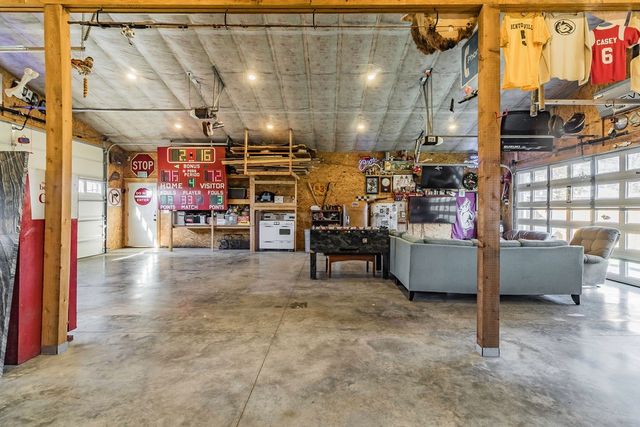 234 SW F Street, Bentonville, AR 72712