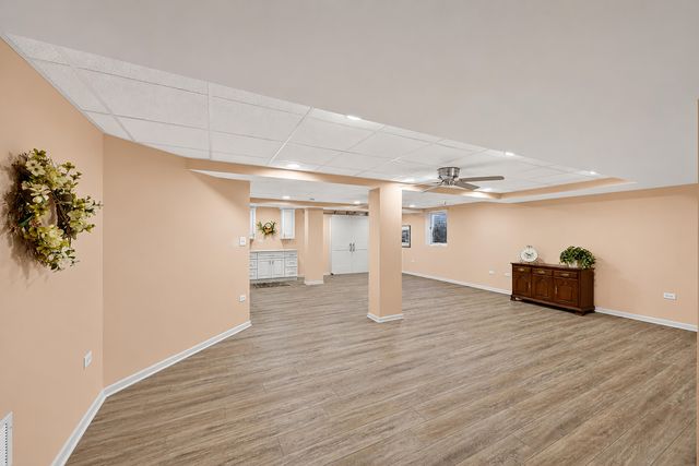 1351 Dalemont Way, Dyer, IN 46311