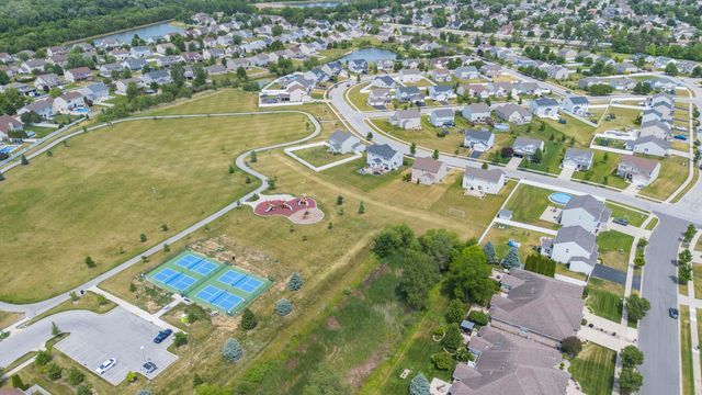1351 Dalemont Way, Dyer, IN 46311