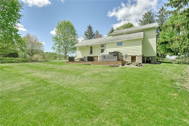 5100 Lincoln Road, Walworth, NY 14519