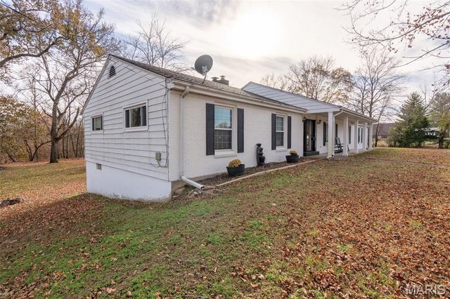 215 Piedmont Ave., Piedmont, MO 63957