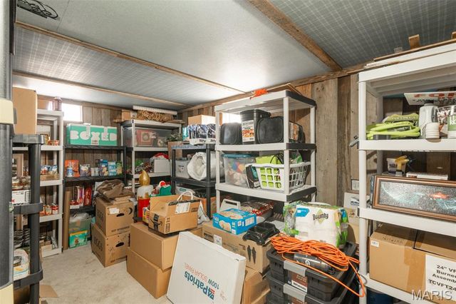 215 Piedmont Ave., Piedmont, MO 63957