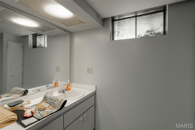 215 Piedmont Ave., Piedmont, MO 63957