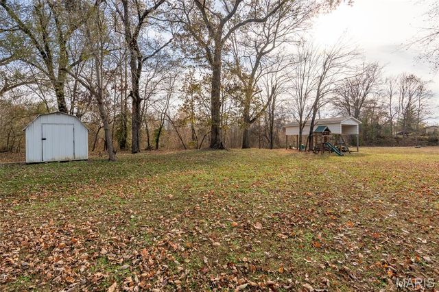 215 Piedmont Ave., Piedmont, MO 63957