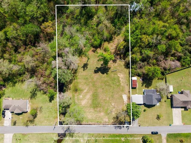 1009 Green Road, Lake Charles, LA 70611