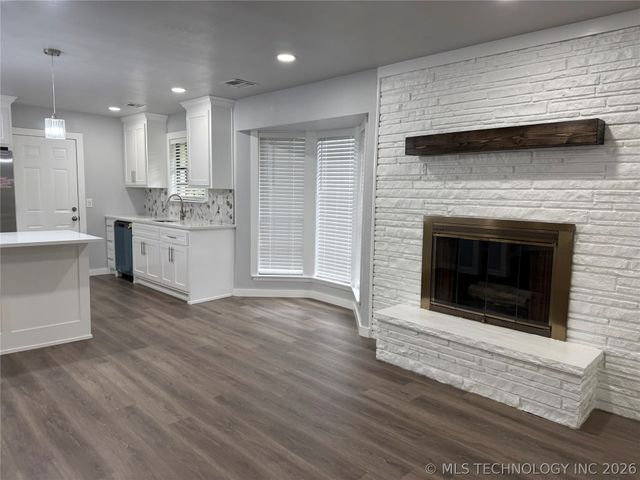 5641 S Trenton Avenue, Tulsa, OK 74105