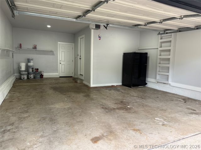 5641 S Trenton Avenue, Tulsa, OK 74105