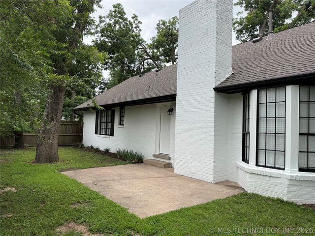 5641 S Trenton Avenue, Tulsa, OK 74105