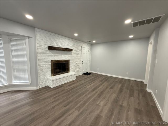 5641 S Trenton Avenue, Tulsa, OK 74105