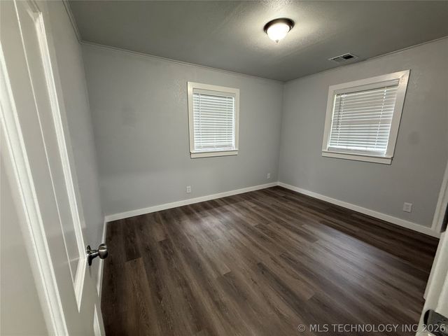 5641 S Trenton Avenue, Tulsa, OK 74105