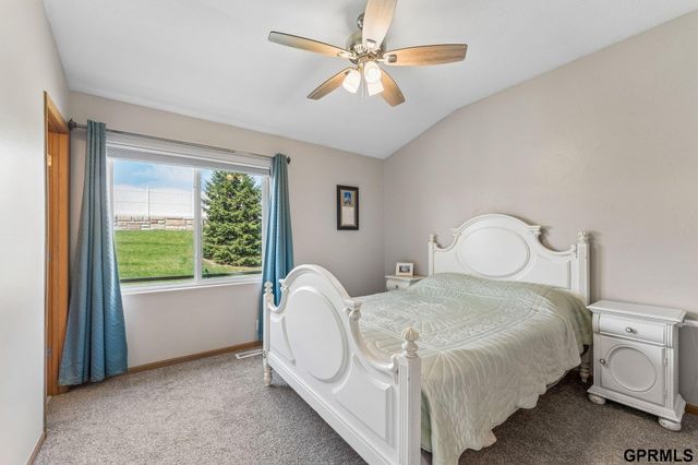 5312 S 191St Avenue, Omaha, NE 68135