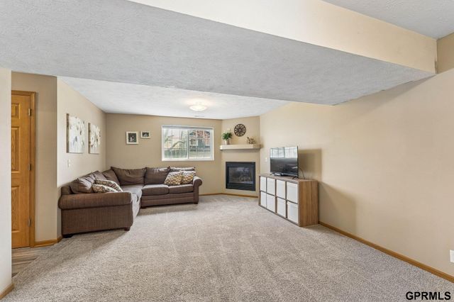 5312 S 191St Avenue, Omaha, NE 68135