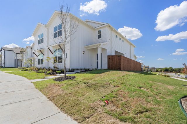 3453 Lake District Lane, Fort Worth, TX 76135
