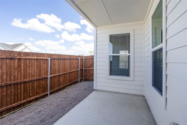 3453 Lake District Lane, Fort Worth, TX 76135