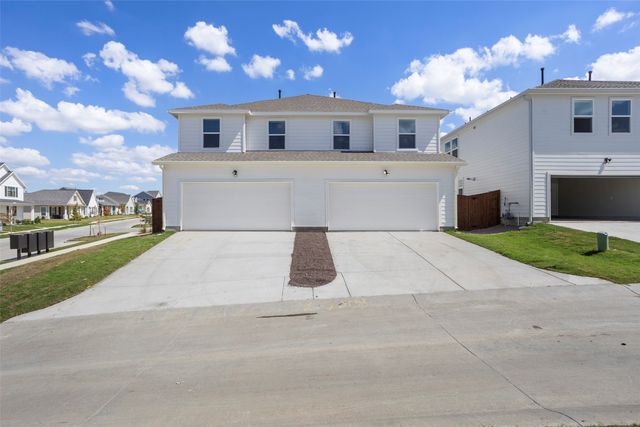 3453 Lake District Lane, Fort Worth, TX 76135