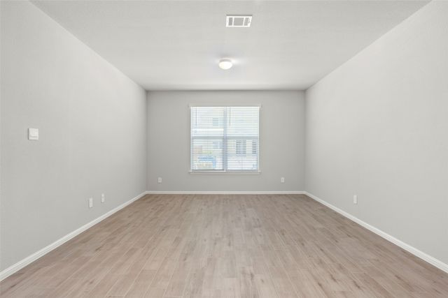 3453 Lake District Lane, Fort Worth, TX 76135