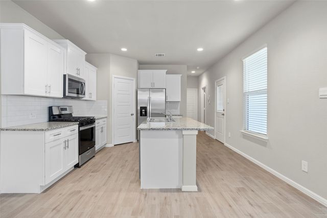 3453 Lake District Lane, Fort Worth, TX 76135