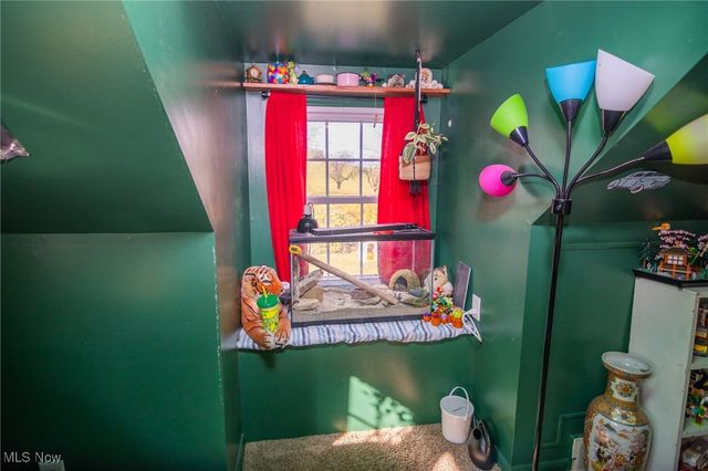 69565 Crescent Road, St Clairsville, OH 43950